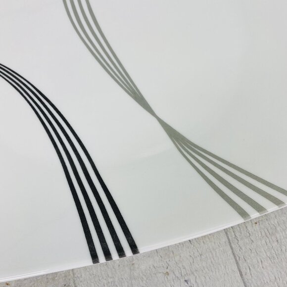 Corelle URBAN ARC Break Chip Resistance Black Gray Lines Dinner Plates Set of 4 - Picture 8 of 10